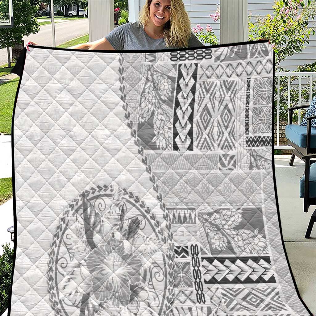 Samoa Siapo Elegant Quilt Hibiscus White Motifs - Polynesian Pride