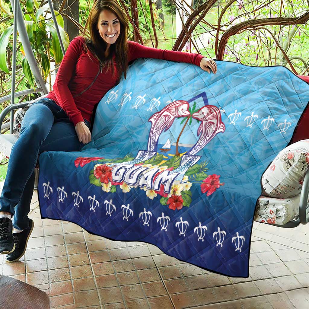 Guam Chamorro Quilt Tribal Latte Stone With Dolphins Blue