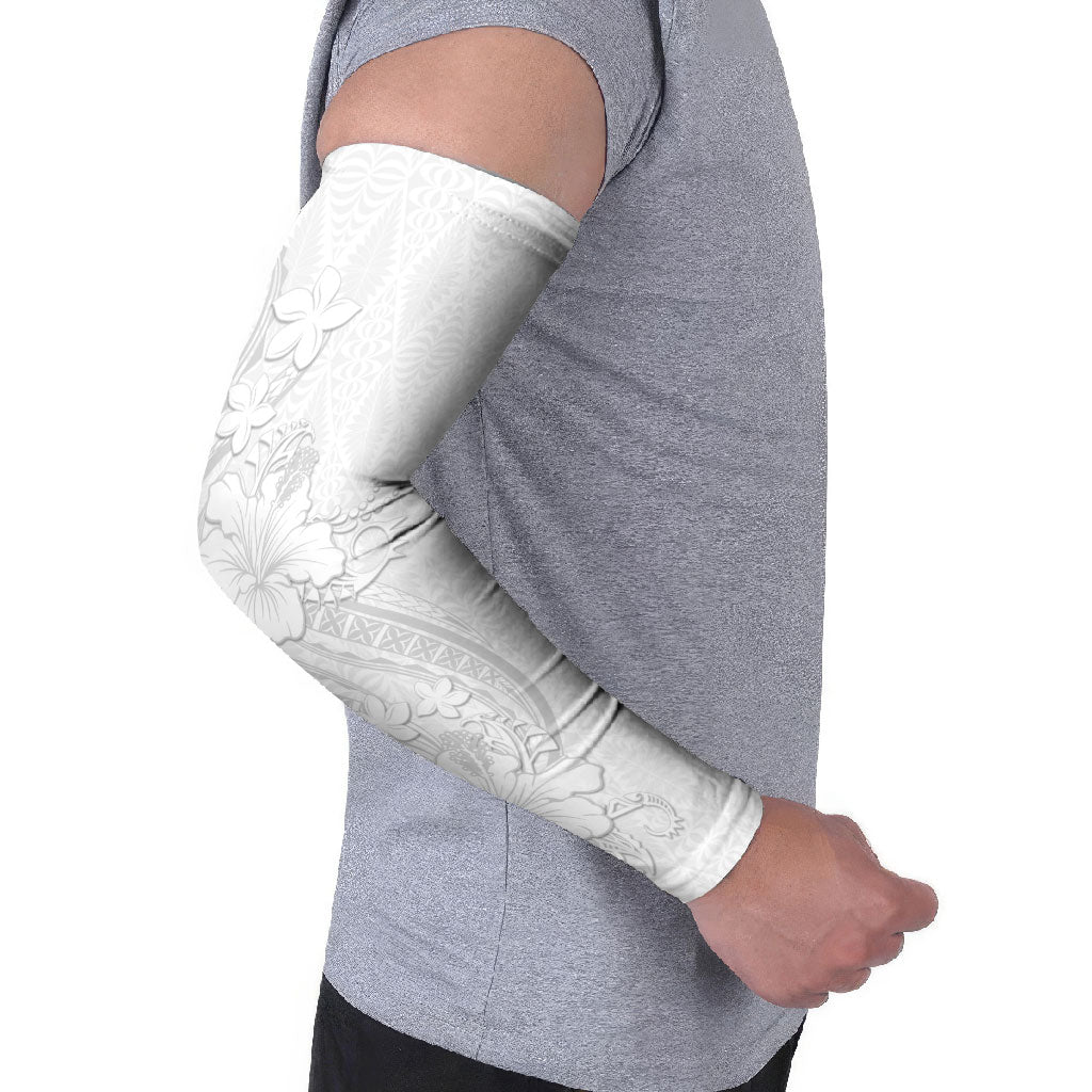 Tokelau White Sunday Arm Sleeves Elegant Hibiscus Polynesian Tribal Pattern LT05 - Polynesian Pride