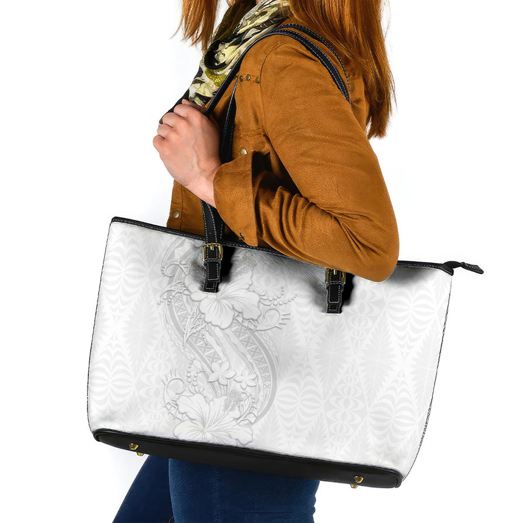 Tokelau White Sunday Leather Tote Bag Elegant Hibiscus Polynesian Tribal Pattern LT05 White - Polynesian Pride