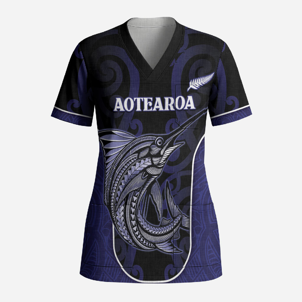 Personalised New Zealand Aotearoa Scrub Top Blue Marlin Fishing Maori Pattern LT05 Adult Black - Polynesian Pride