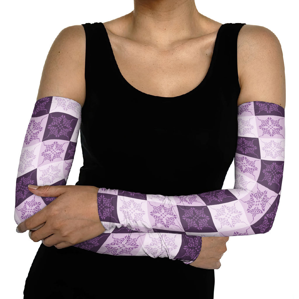 Lavender Manta Ray Hawaiian Quilt Motif Arm Sleeves