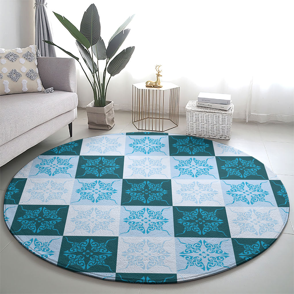 Cyan Manta Ray Hawaiian Quilt Motif Round Carpet