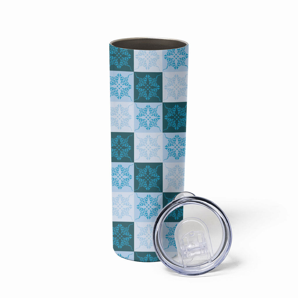 Cyan Manta Ray Hawaiian Quilt Motif Skinny Tumbler