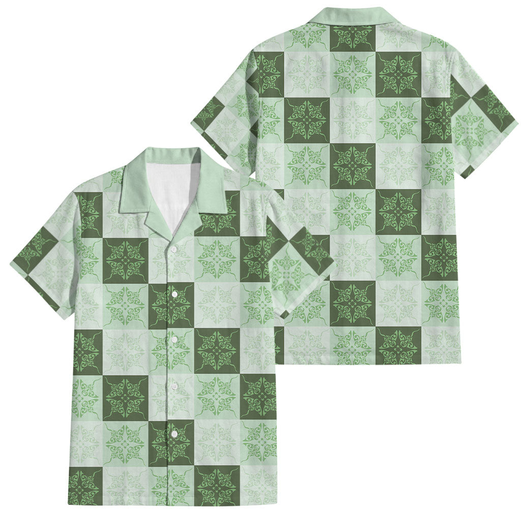 Sage Green Manta Ray Hawaiian Quilt Motif Family Matching Long Sleeve Bodycon Dress and Hawaiian Shirt