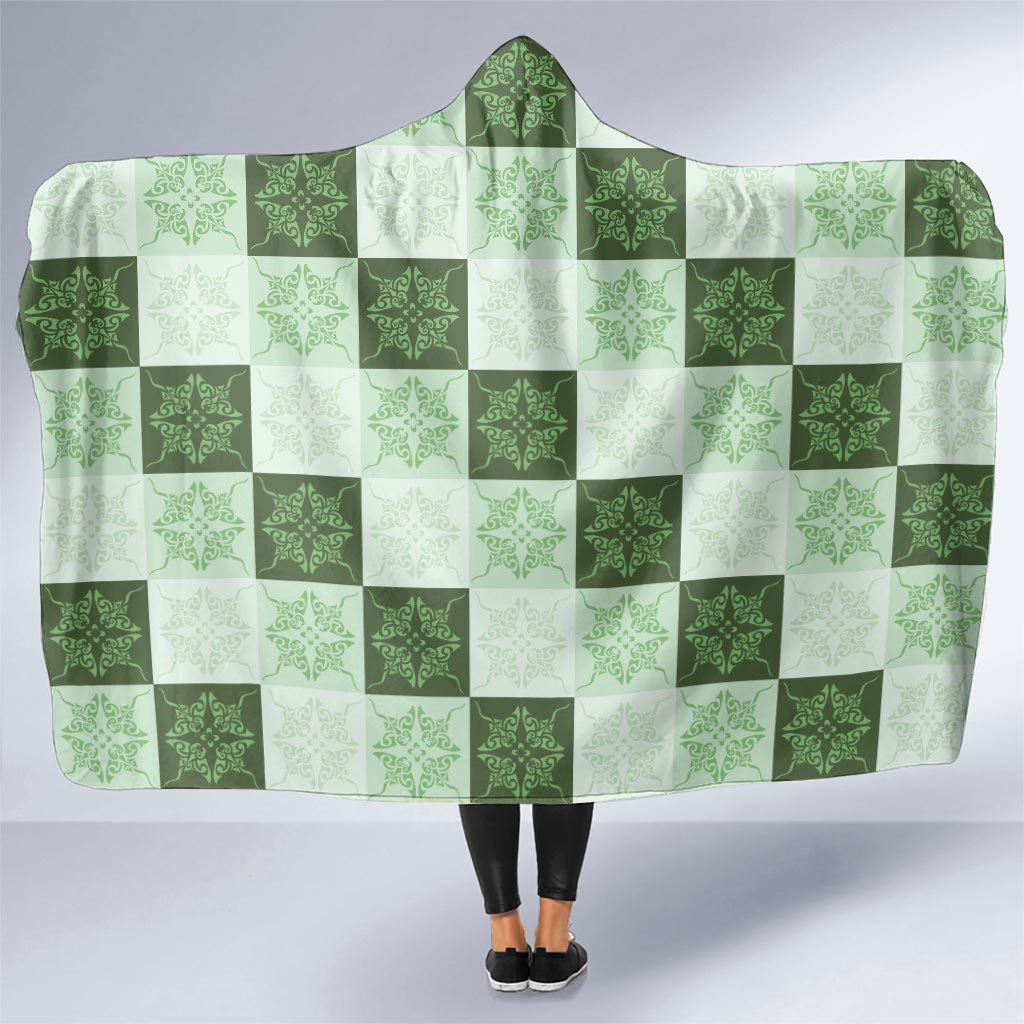 Sage Green Manta Ray Hawaiian Quilt Motif Hooded Blanket