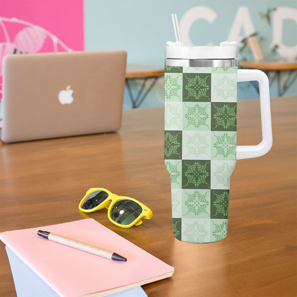 Sage Green Manta Ray Hawaiian Quilt Motif Tumbler With Handle