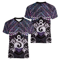 New Zealand Maori Women V-Neck T-Shirt Poutama Pikorua Purple Paua Shell