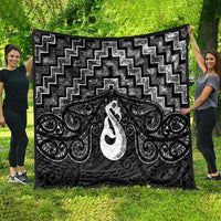 New Zealand Maori Quilt Poutama Manaia Black Paua Shell LT05 - Polynesian Pride