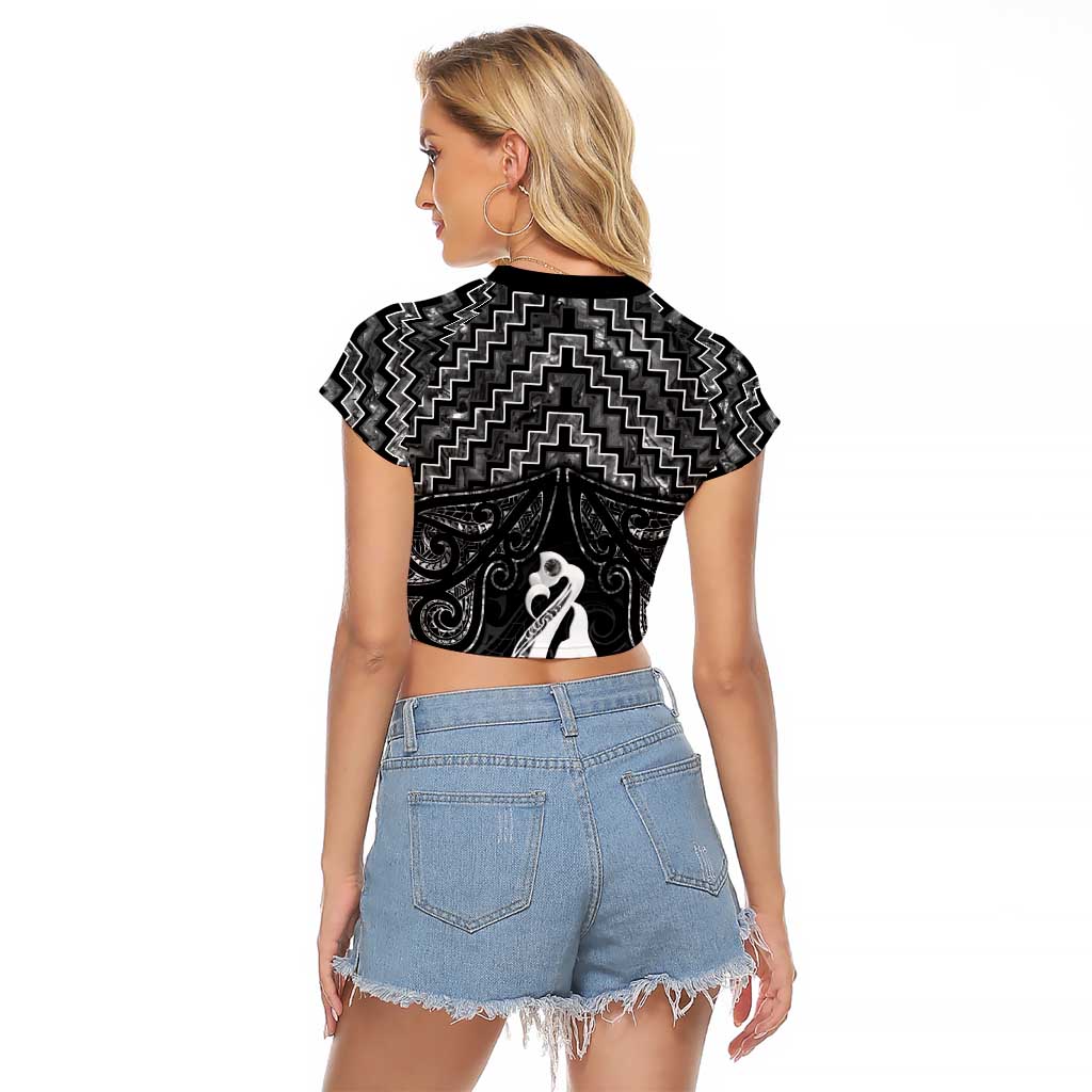 New Zealand Maori Raglan Cropped T Shirt Poutama Manaia Black Paua Shell LT05 - Polynesian Pride
