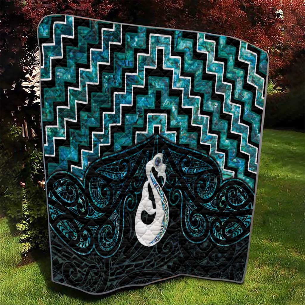New Zealand Maori Quilt Poutama Manaia Turquoise Paua Shell LT05 - Polynesian Pride