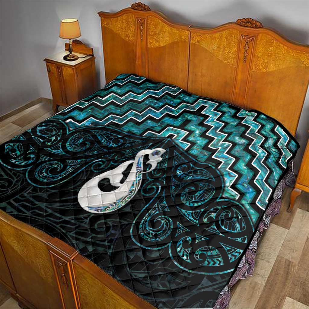 New Zealand Maori Quilt Poutama Manaia Turquoise Paua Shell LT05 - Polynesian Pride
