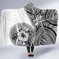 Hibiscus With White Austronesian Tattoo Pattern Hooded Blanket LT05 One Size White - Polynesian Pride