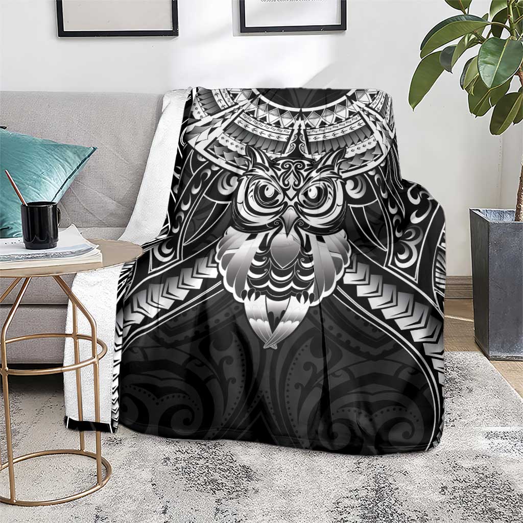 New Zealand Morepork Blanket Maori Pattern Black