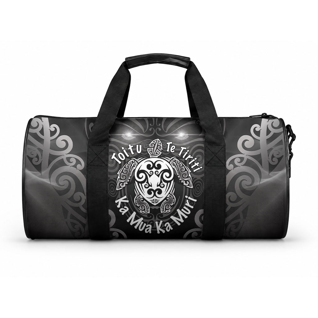 Aotearoa Toitu Te Tiriti Duffle Bag Ka Mua Ka Muri LT05 One size Black - Polynesian Pride