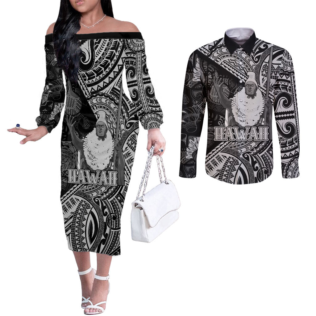 Hawaii King Kamehameha Couples Matching Off The Shoulder Long Sleeve Dress and Long Sleeve Button Shirt With Hawaiian Ipu Motifs Black Version