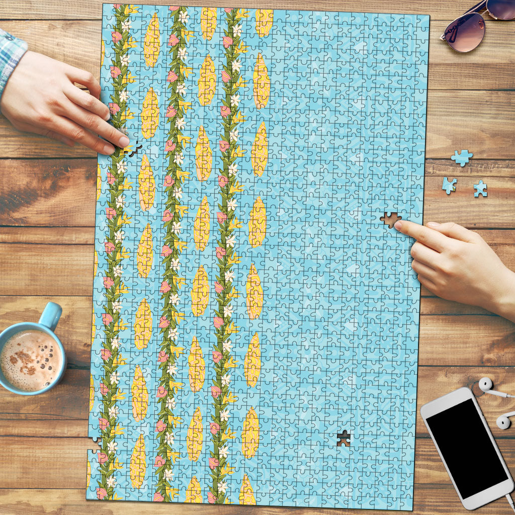 Hawaii Shell Tiare Anthurium Heliconia Lei Puzzle With Tapa Pattern Baby Blue