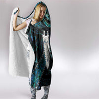New Zealand Aotearoa Hooded Blanket Maori Tane Te Waiora Paua Shell Glitter Turquoise