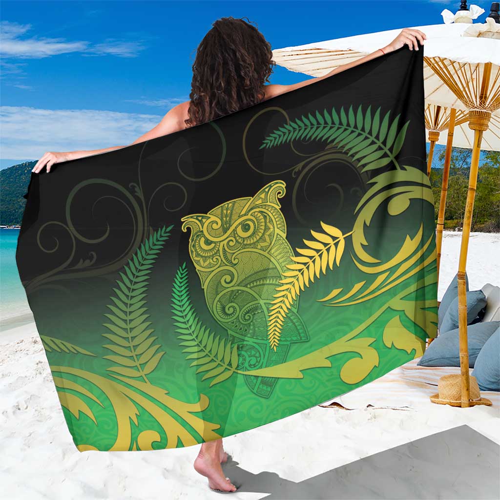 New Zealand Aotearoa Ruru Sarong Maori Fern Art Green
