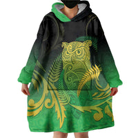 New Zealand Aotearoa Ruru Wearable Blanket Hoodie Maori Fern Art Green