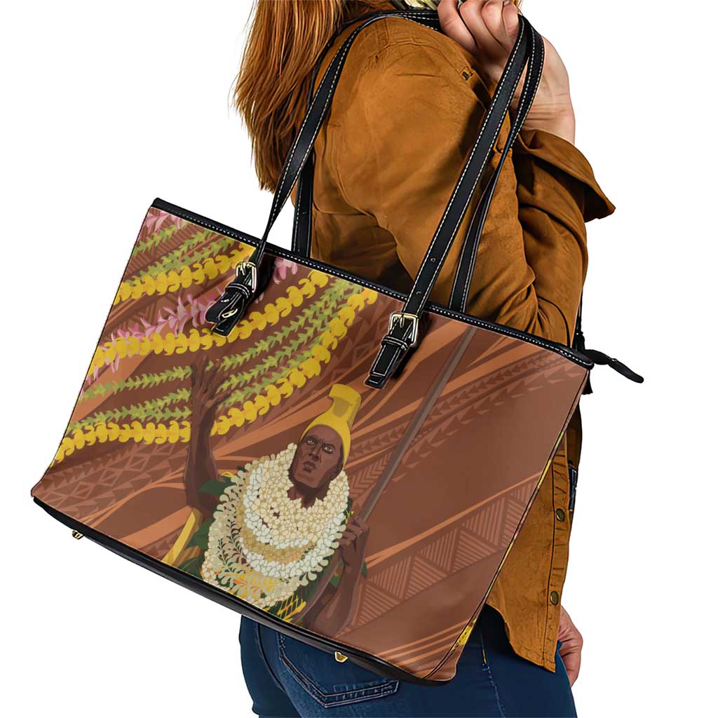 Hawaii King Kamehameha Leather Tote Bag Hawaiian Kakau Pattern With Leis LT05 - Polynesian Pride