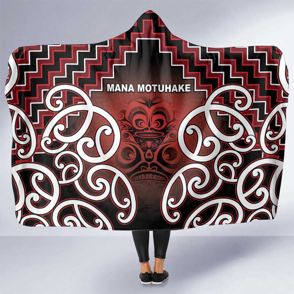 Aotearoa Mana Motuhake Hooded Blanket Poutama With Maori Pattern - Polynesian Pride