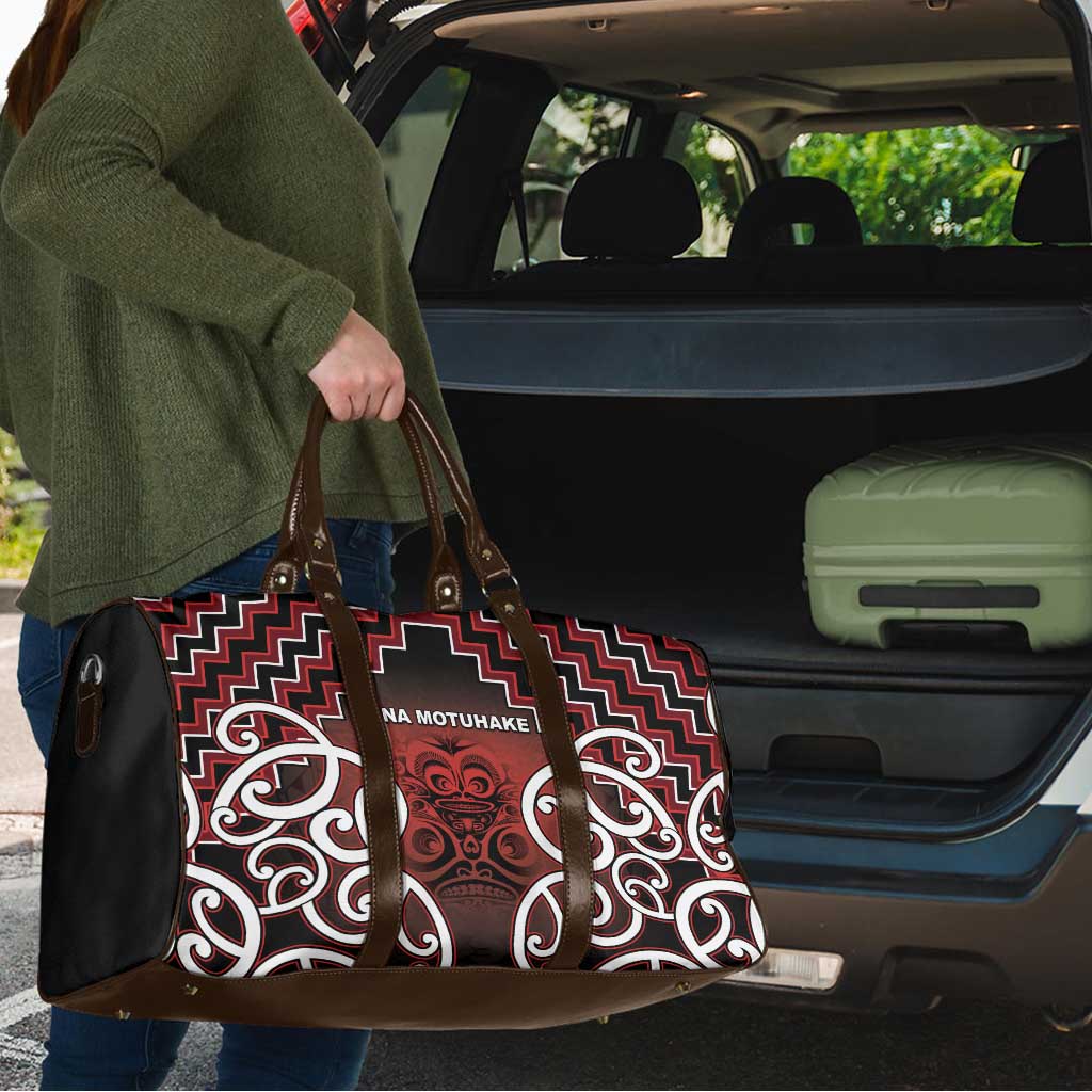 Aotearoa Mana Motuhake Travel Bag Poutama With Maori Pattern - Polynesian Pride