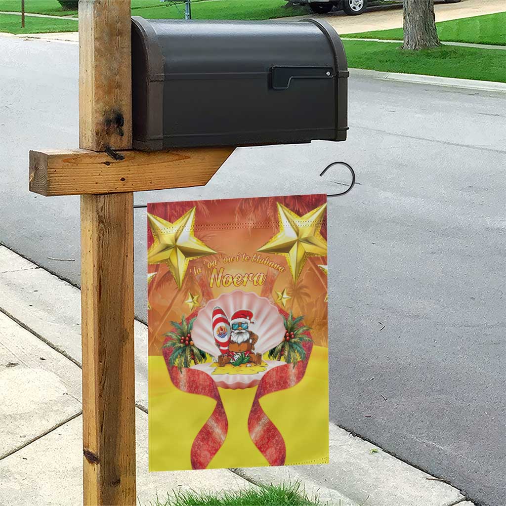 French Polynesia Christmas Garden Flag Seashell Santa Beach Vibes - Polynesian Pride