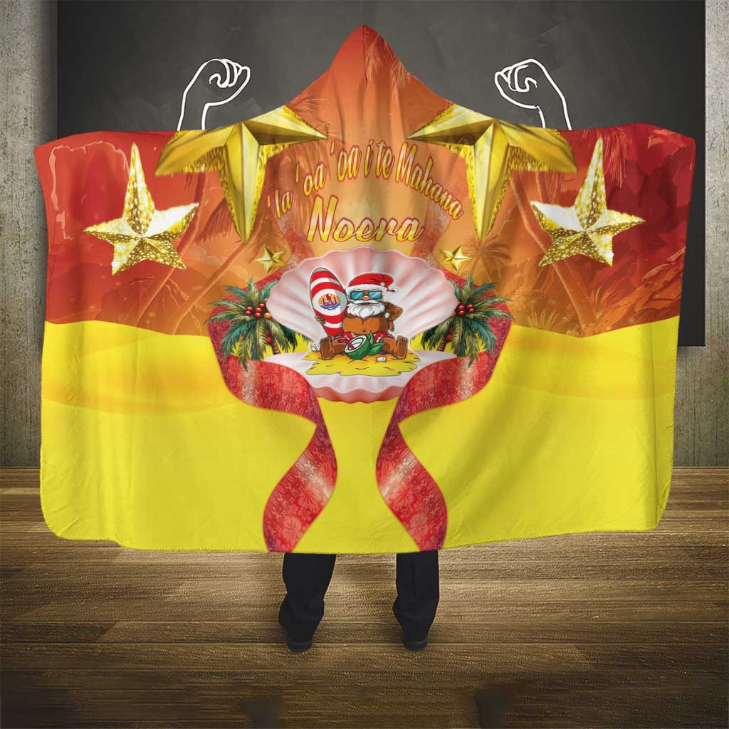 French Polynesia Christmas Hooded Blanket Seashell Santa Beach Vibes - Polynesian Pride