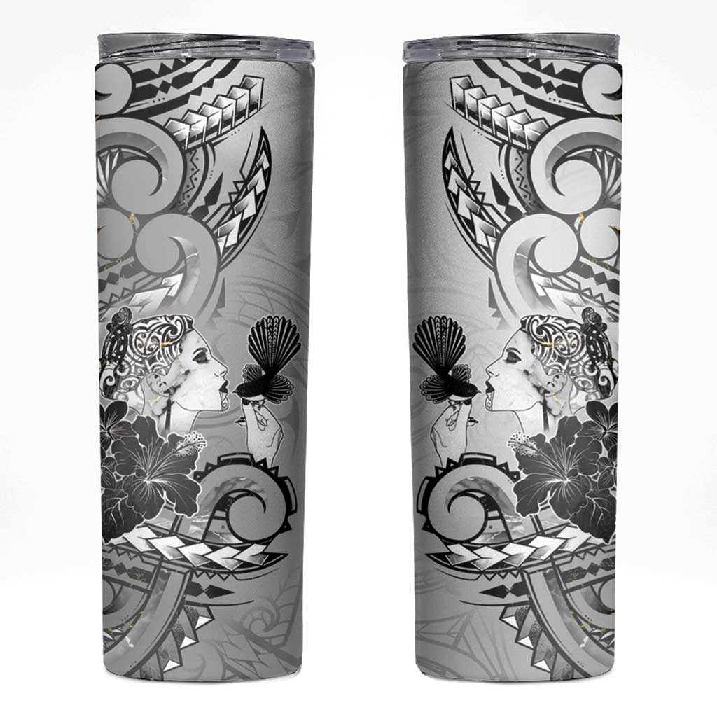 Aotearoa Maori Wahine Skinny Tumbler Fantail Bird Black Gold Marble
