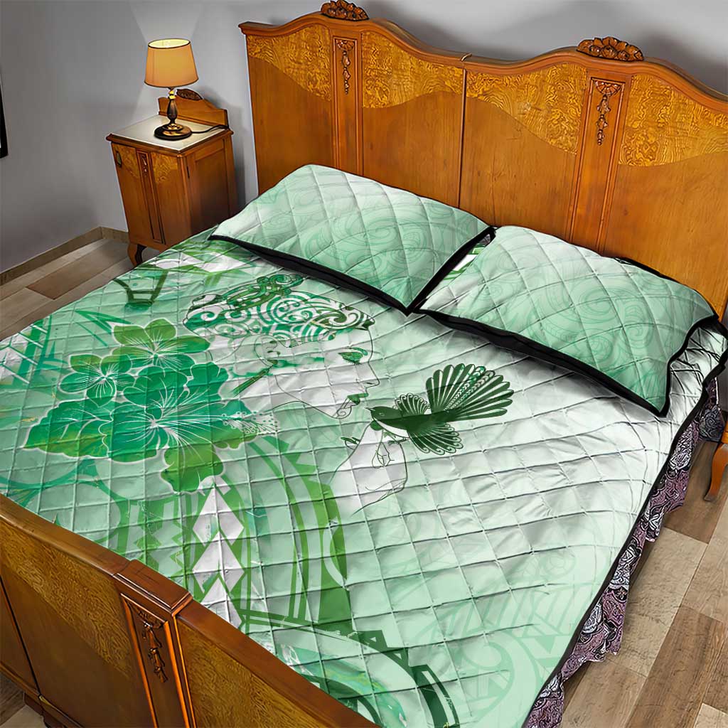 Aotearoa Maori Wahine Quilt Bed Set Fantail Bird Green Gold Marble