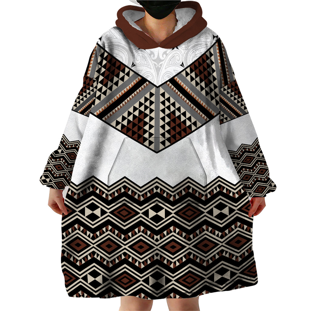 New Zealand Aotearoa Wearable Blanket Hoodie Taniko Art Simple Style LT05 - Polynesian Pride