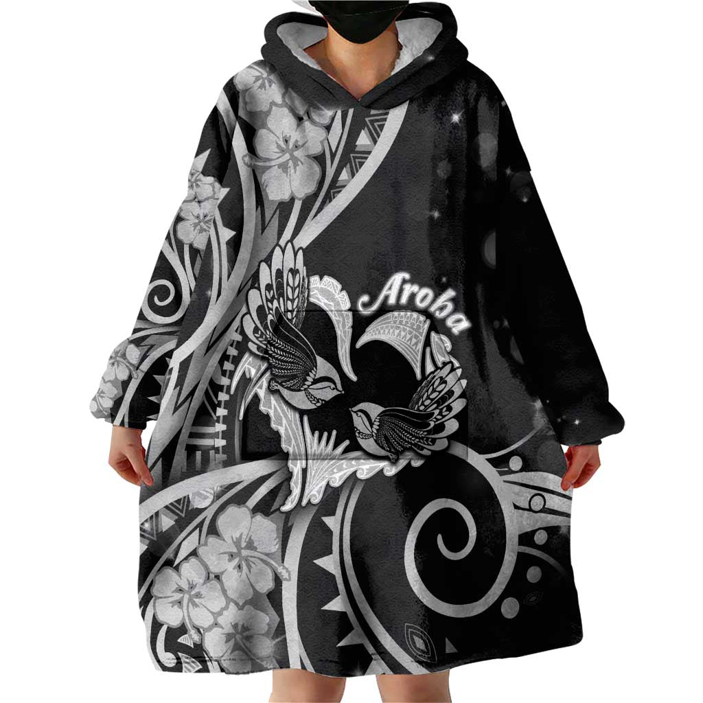 New Zealand Valentine Wearable Blanket Hoodie Aroha Gray Piwakawaka LT05 - Polynesian Pride