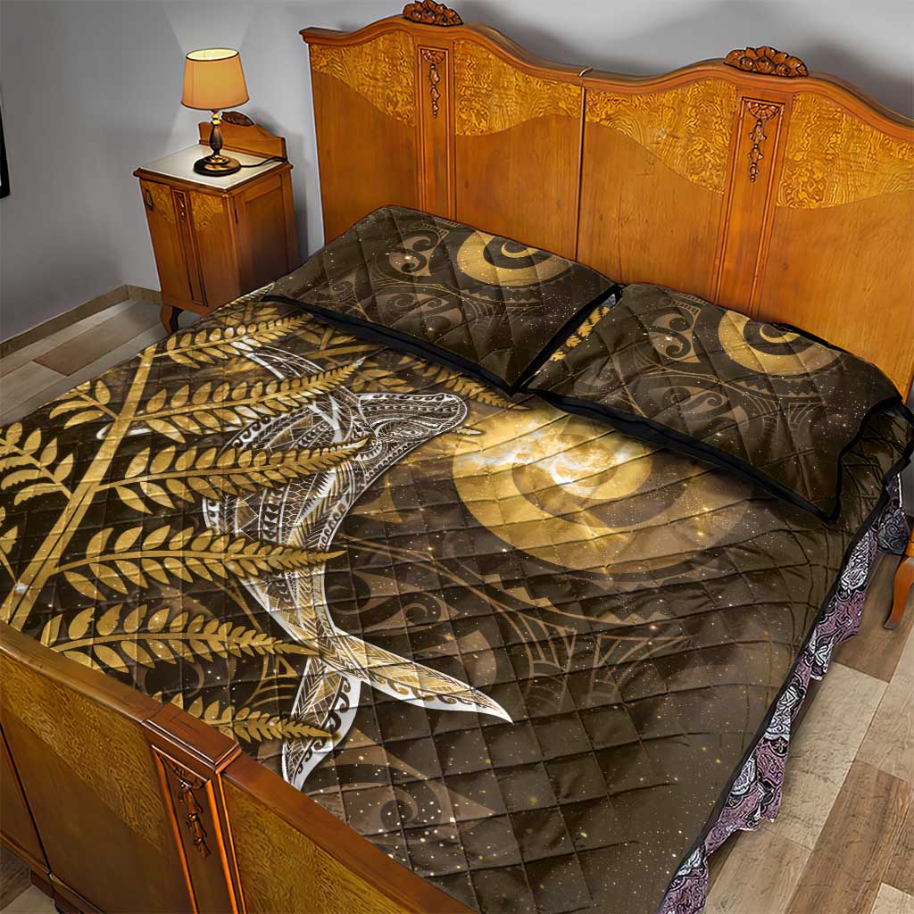New Zealand Matariki Quilt Bed Set Maori Koru With Humpback Whale Gold