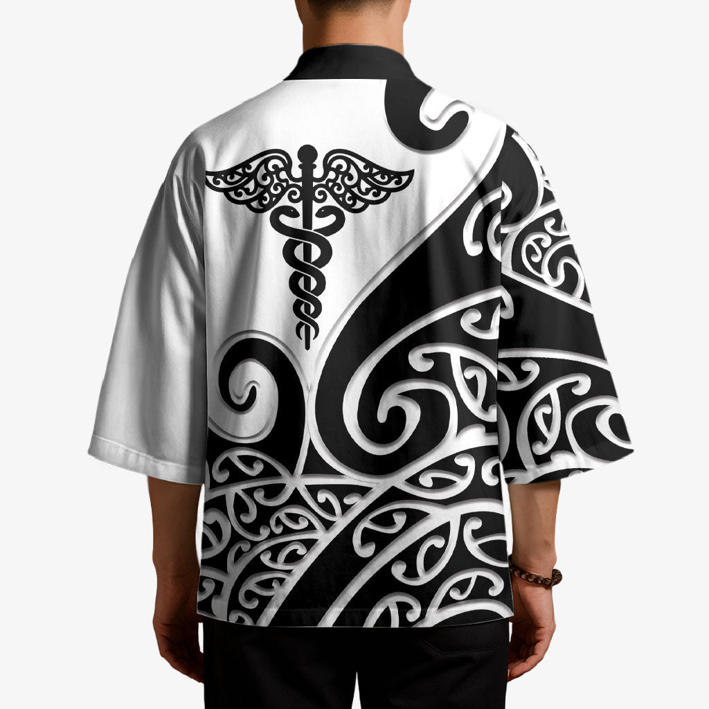 Personalised New Zealand Nurse Kimono Maori Koru Black Version