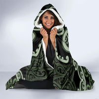 Aotearoa Ngati Awa Hooded Blanket Maori Tribal Pattern LT05 - Polynesian Pride