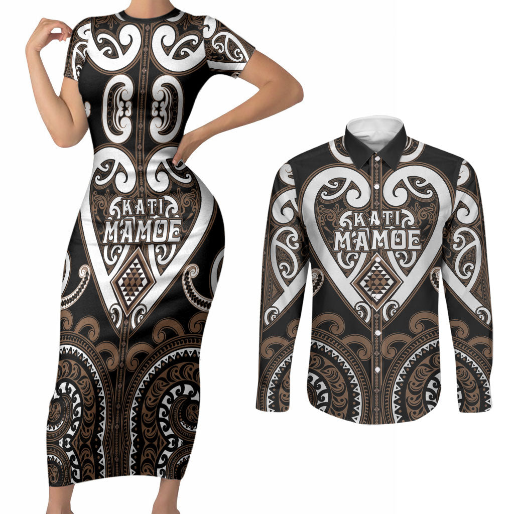 Custom Aotearoa Kati Mamoe Couples Matching Short Sleeve Bodycon Dress and Long Sleeve Button Shirt Maori Tribal Pattern LT05 Brown - Polynesian Pride