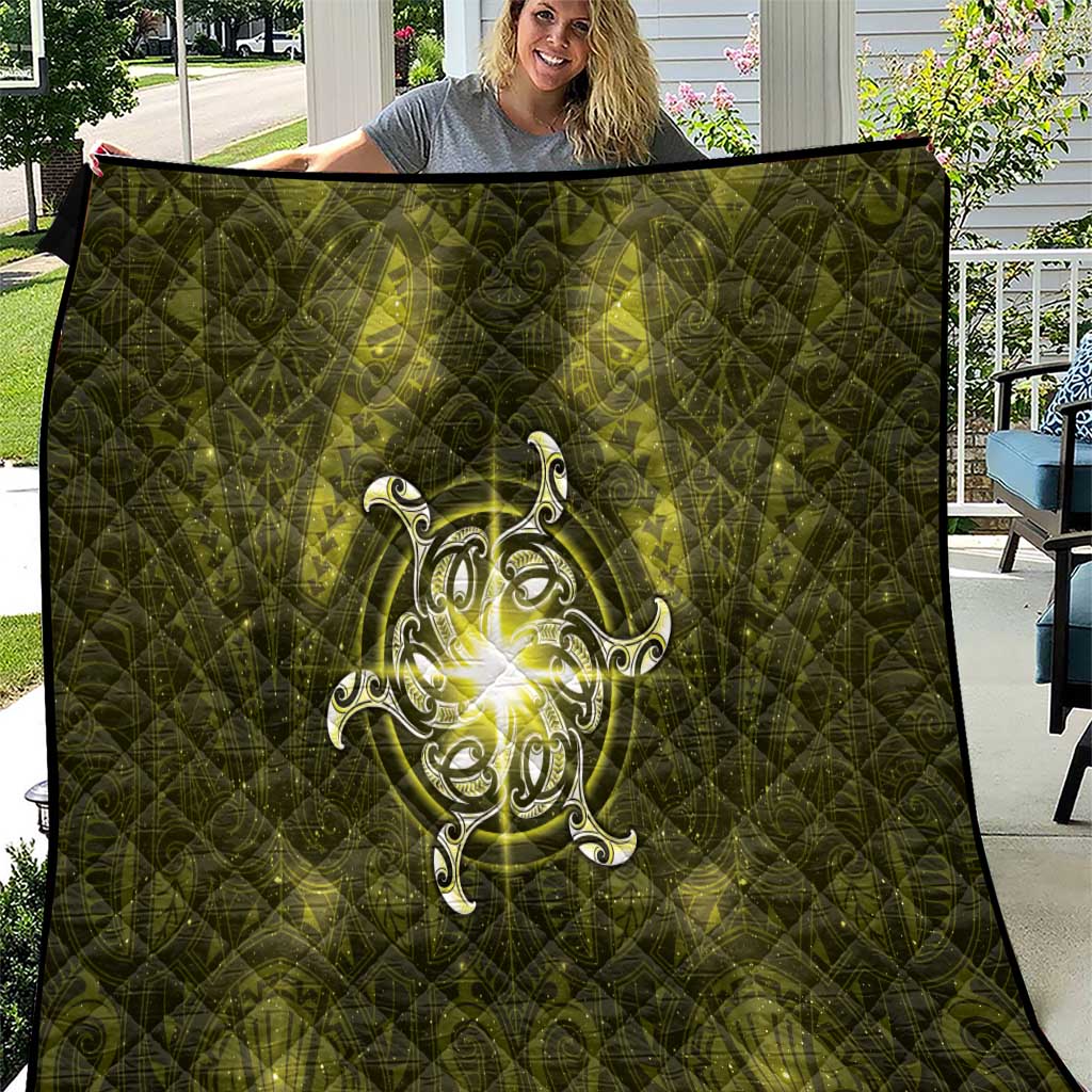 New Zealand Matariki Hiwaiterangi Quilt Maori Moko Yellow Galaxy LT05 Yellow - Polynesian Pride