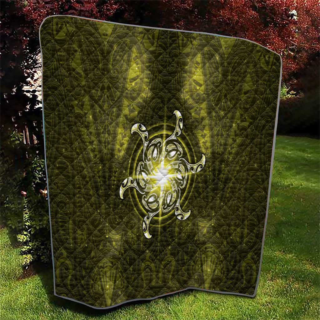 New Zealand Matariki Hiwaiterangi Quilt Maori Moko Yellow Galaxy LT05 - Polynesian Pride