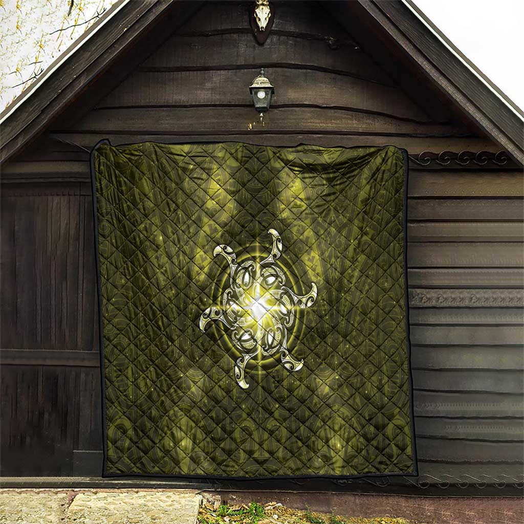 New Zealand Matariki Hiwaiterangi Quilt Maori Moko Yellow Galaxy LT05 - Polynesian Pride