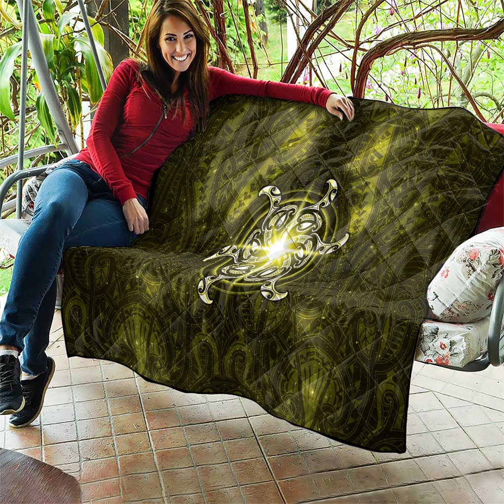 New Zealand Matariki Hiwaiterangi Quilt Maori Moko Yellow Galaxy LT05 - Polynesian Pride