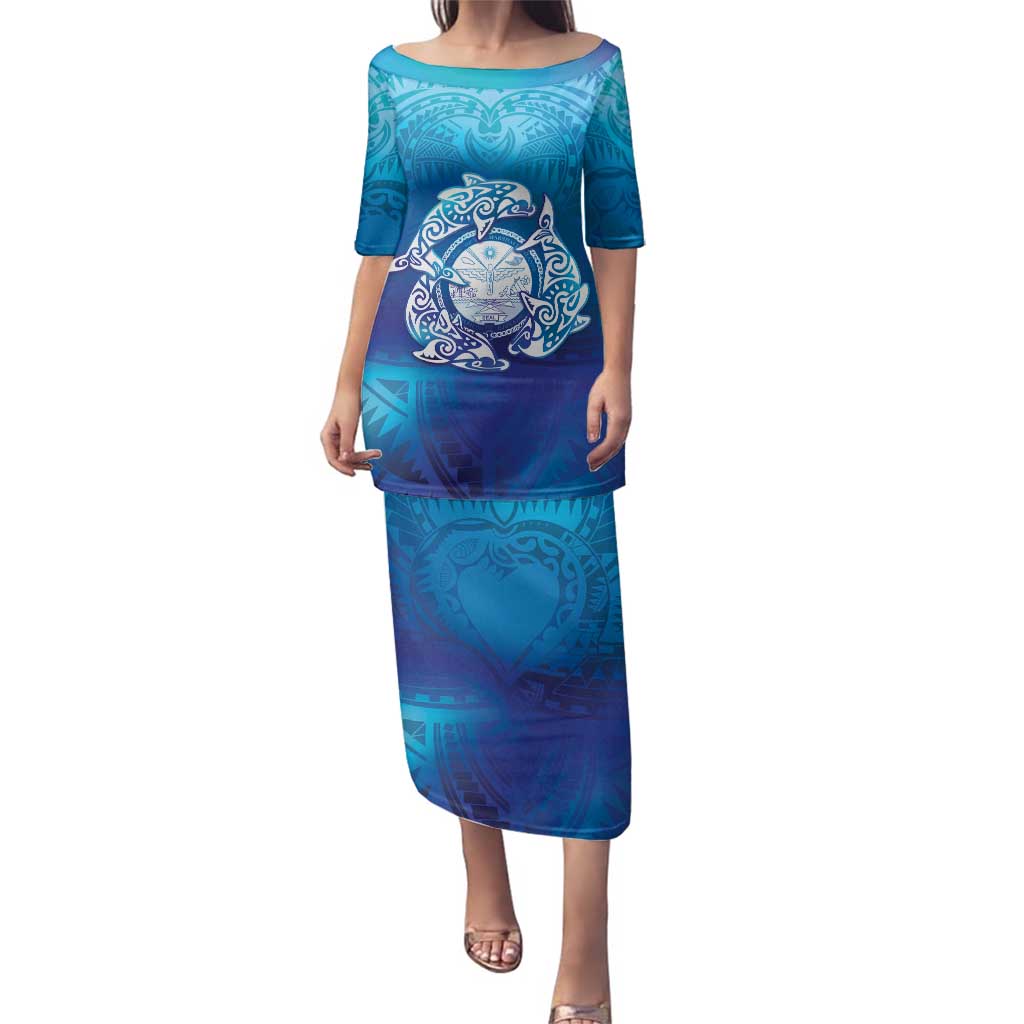 Marshall Islands Manit Day Family Matching Puletasi and Hawaiian Shirt Tribal Dolphin With Marshall Seal - Polynesian Pride