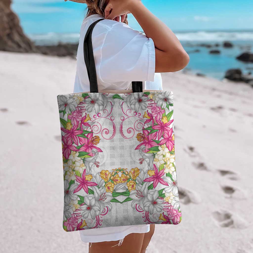 Hawaii Palaka Tote Bag White Tribal Pattern With Tropical Flowers - Polynesian Pride