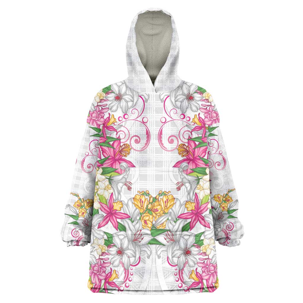 Hawaii Palaka Wearable Blanket Hoodie White Tribal Pattern With Tropical Flowers - Polynesian Pride