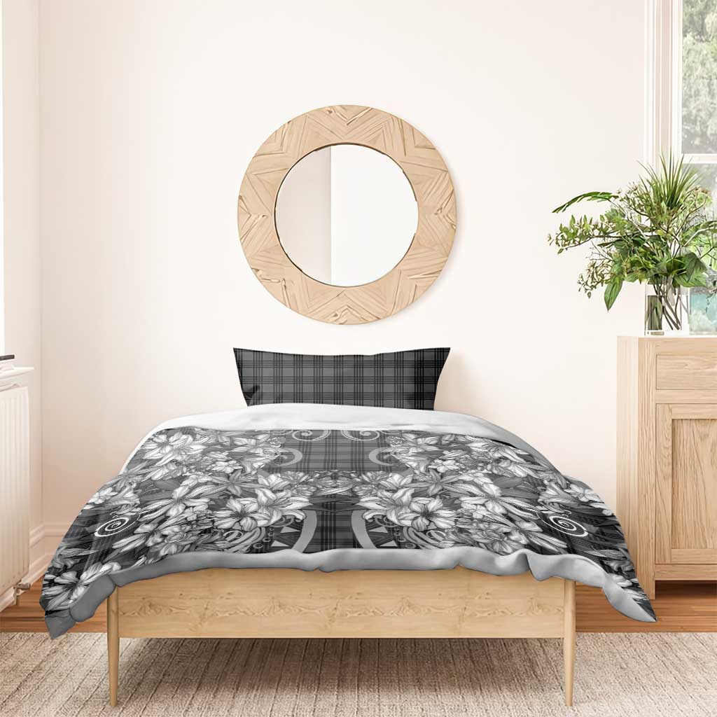 Hawaii Palaka Bedding Set Black Tribal Pattern With Tropical Flowers - Polynesian Pride