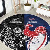 France And New Zealand Rugby Round Carpet Les Bleus Rooster With Maori Tiki LT05 Black - Polynesian Pride