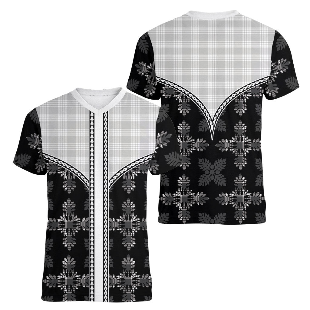 Black Hawaii Paniolo Quilt Motif Women V-Neck T-Shirt LT05 - Polynesian Pride