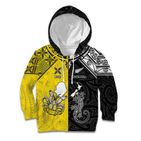 Custom New Zealand Maori And Niue Hiapo Kid Hoodie Lizard And Coconut Crab Together