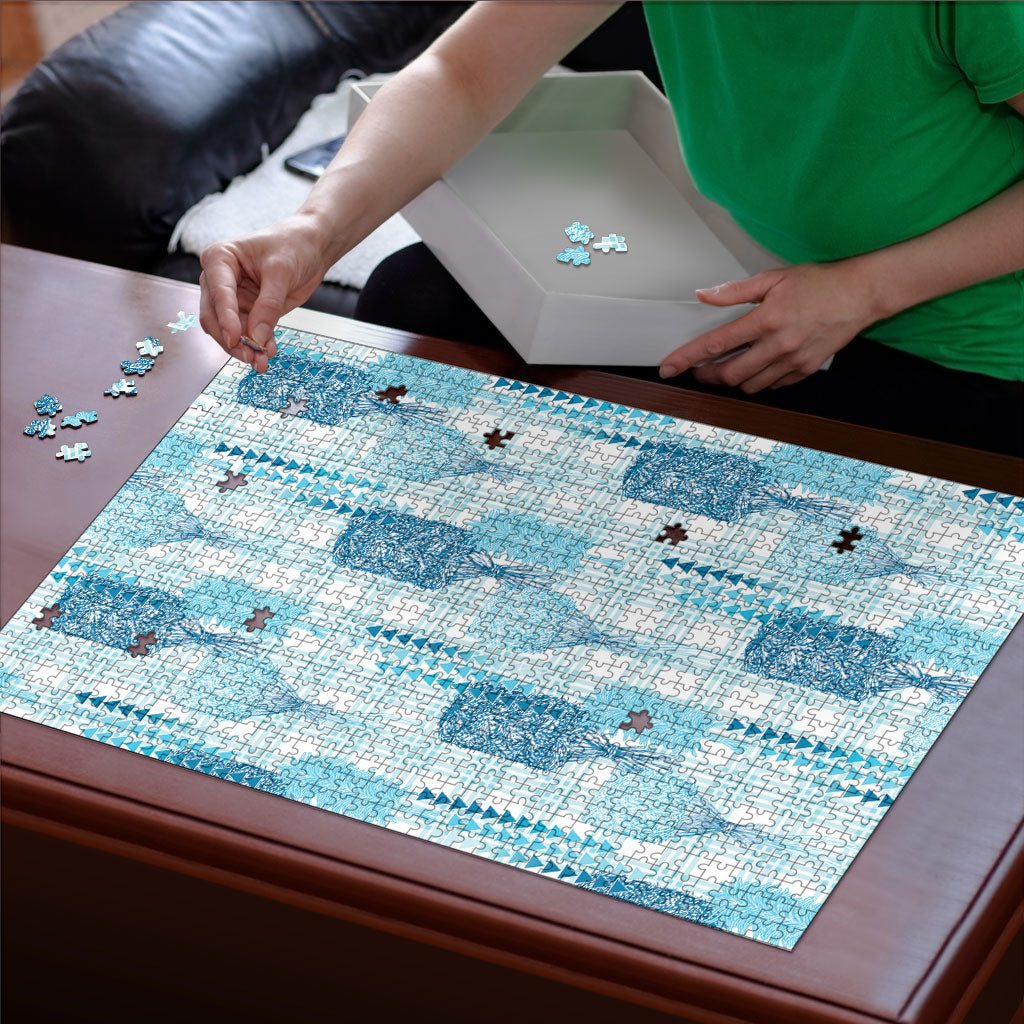 Aloha Hawaii Vintage Kahili Pa'a Lima Puzzle Palaka Print Oceanic Turquoise