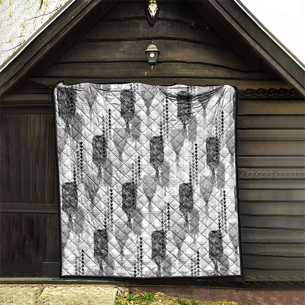 Aloha Hawaii Vintage Kahili Pa'a Lima Quilt Palaka Print Hinahina